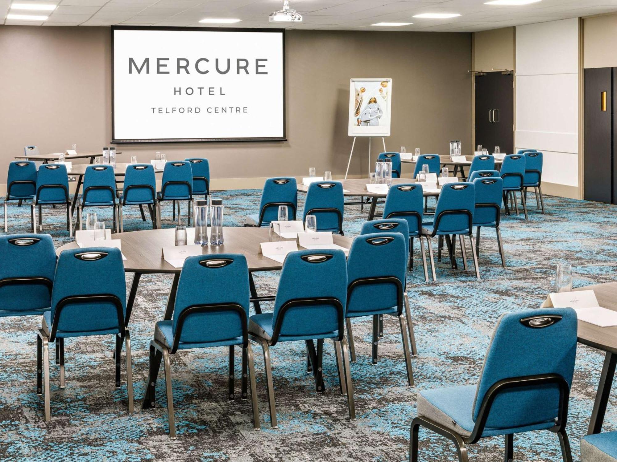 Mercure Telford Centre Hotel Exteriör bild
